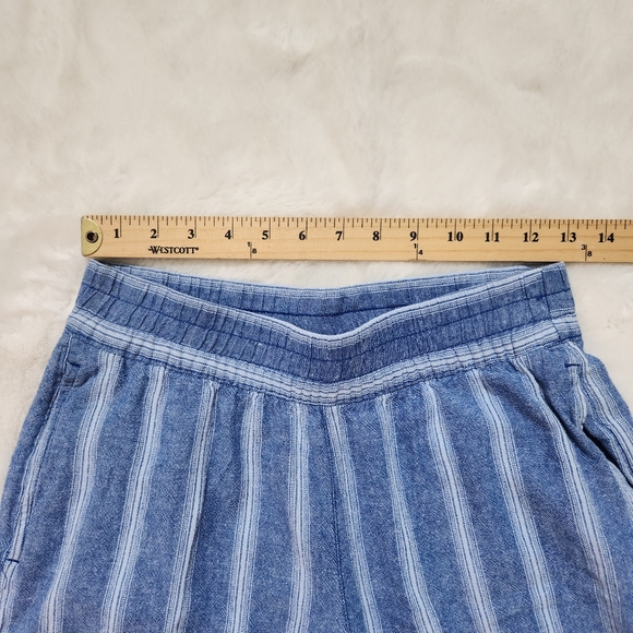 Old Navy Blue and White Striped Pants - Picture 8 of 11